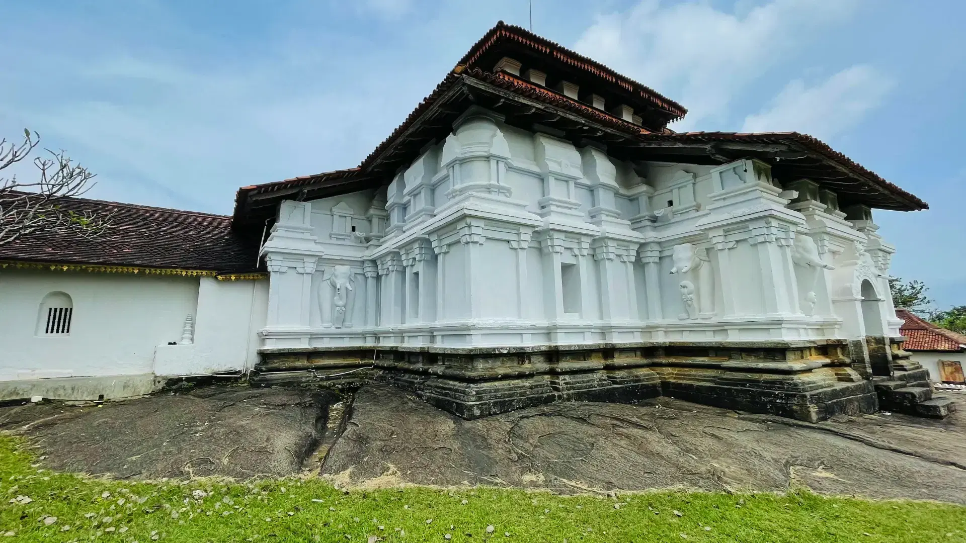 Enchanting Sri Lanka: A 3-Night Cultural & Scenic Getaway